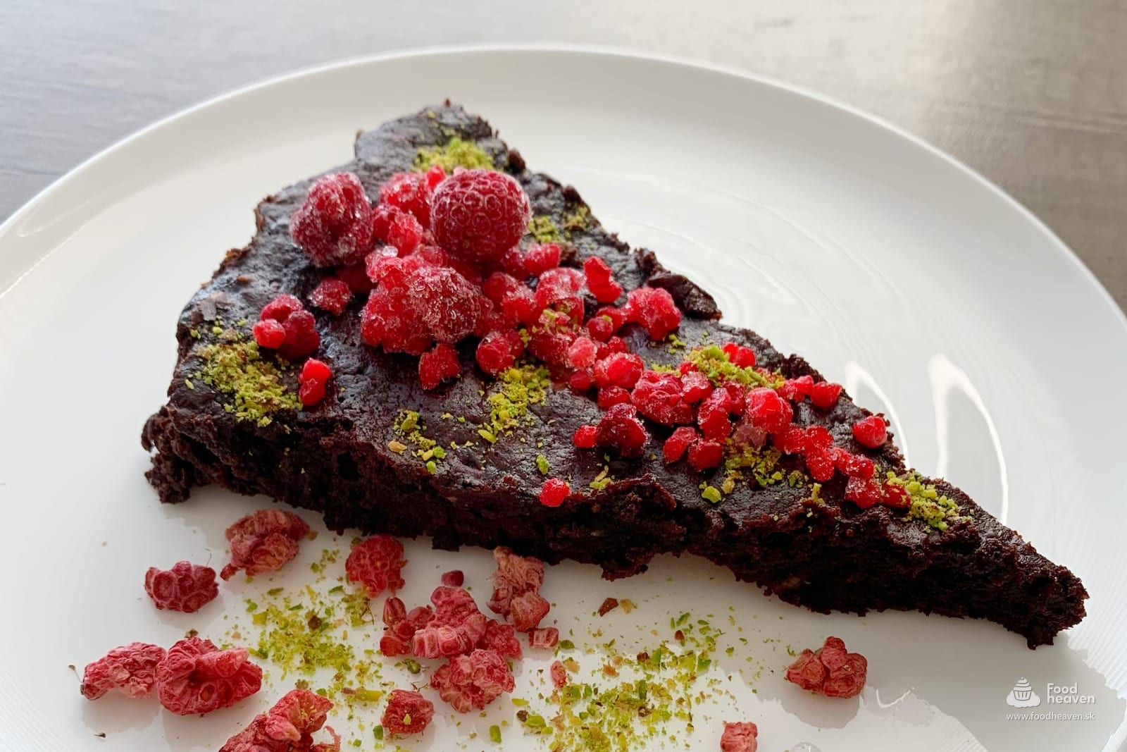 Bezlepkové brownies s malinami