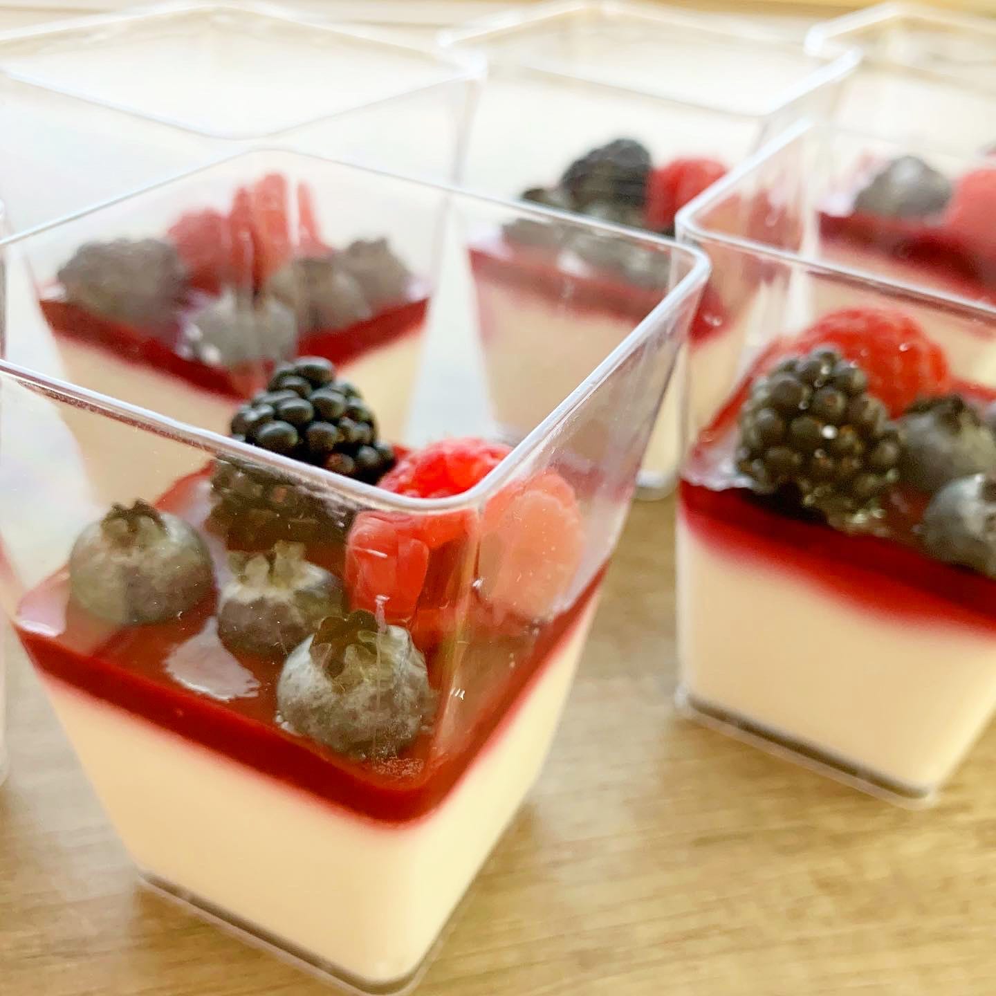 Kokosovo-vanilková panna cotta