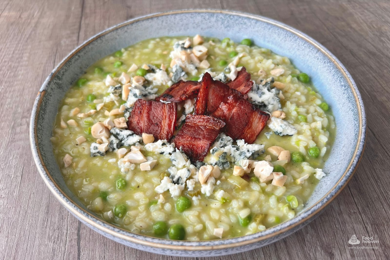 Krémové risotto s hráškom a gorgonzolou