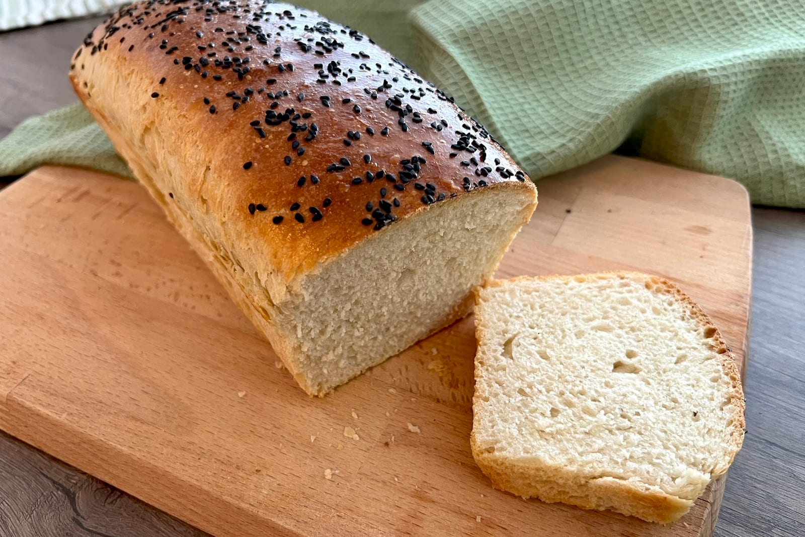 Kváskový toastový chlebík