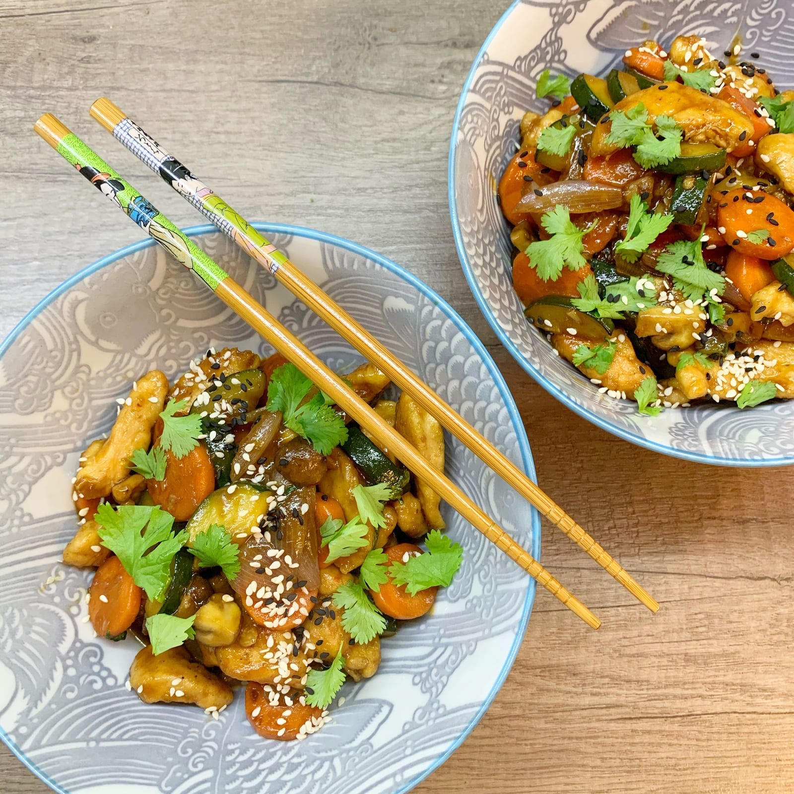 Stir fry s kuracím mäsom a zeleninou