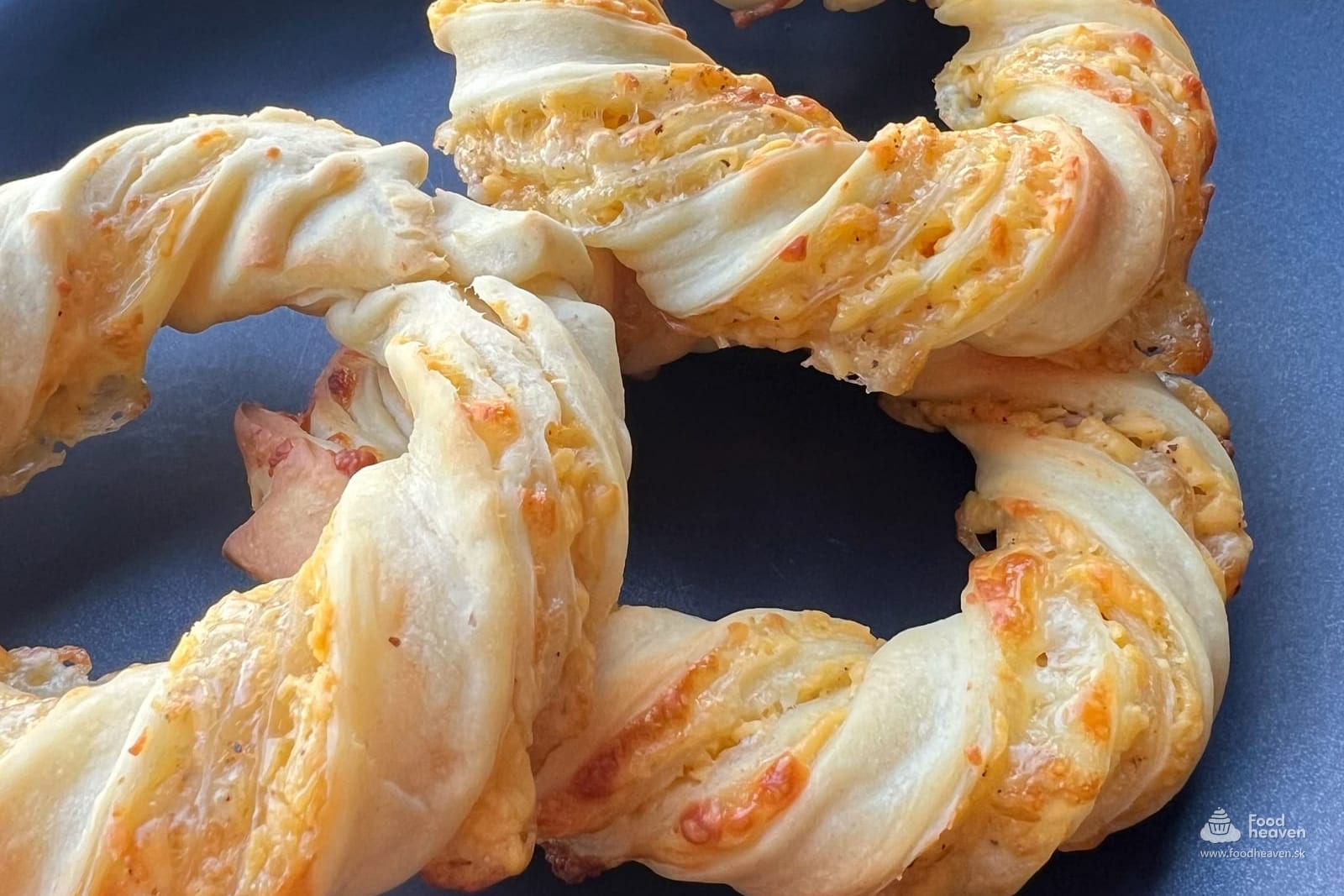 Syrové krúžky z kysnutého cesta